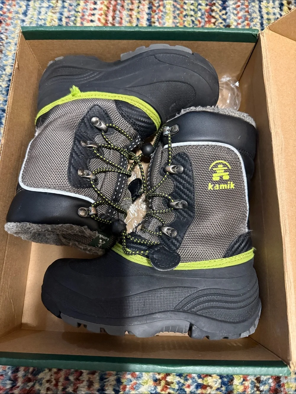 Kamik Kids Gray and Lime Winter Boots